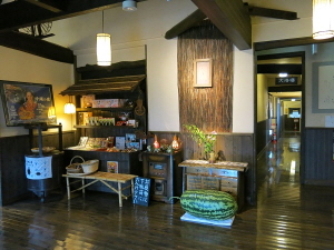 旅館独特の風情に、取材団も大満足