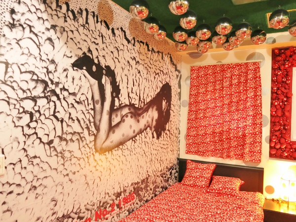 草間彌生「わが魂の記憶。そしてさまざまな幸福を求めて」