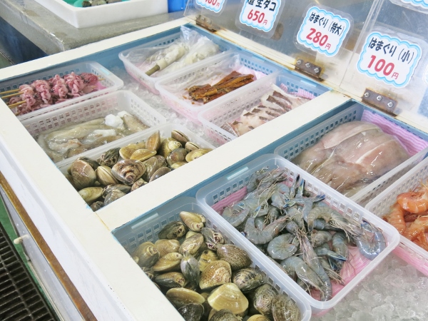 近海でとれた新鮮な魚介で海鮮バーベキュー01